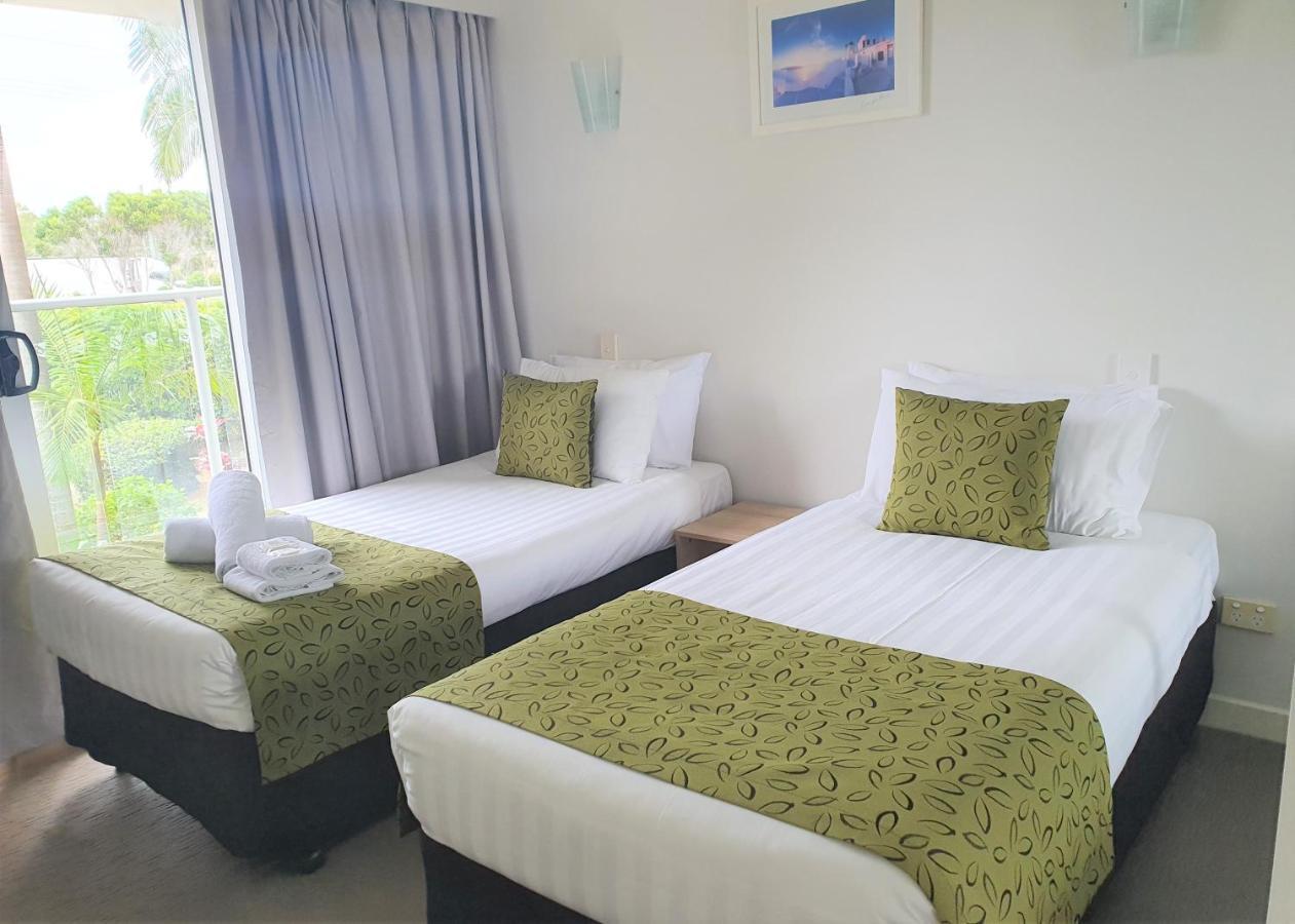 Pacific Surf Absolute Beachfront Apartments Gold Coast Esterno foto