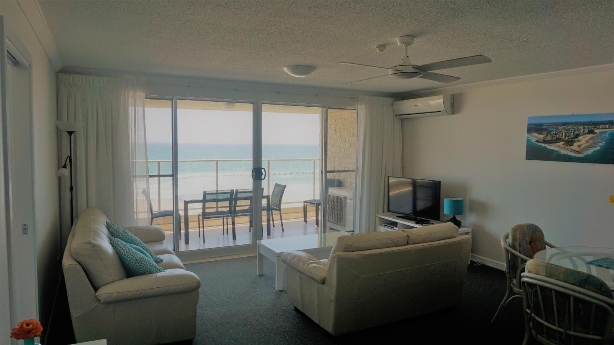 Pacific Surf Absolute Beachfront Apartments Gold Coast Esterno foto