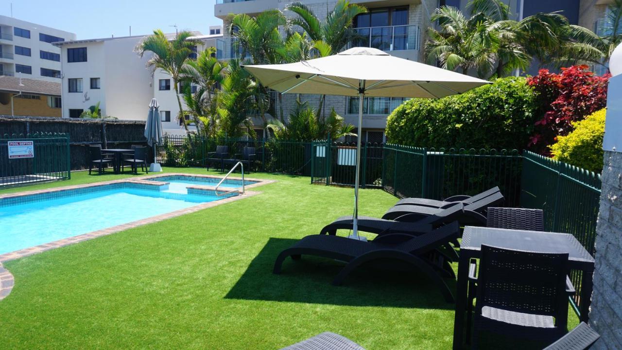 Pacific Surf Absolute Beachfront Apartments Gold Coast Esterno foto
