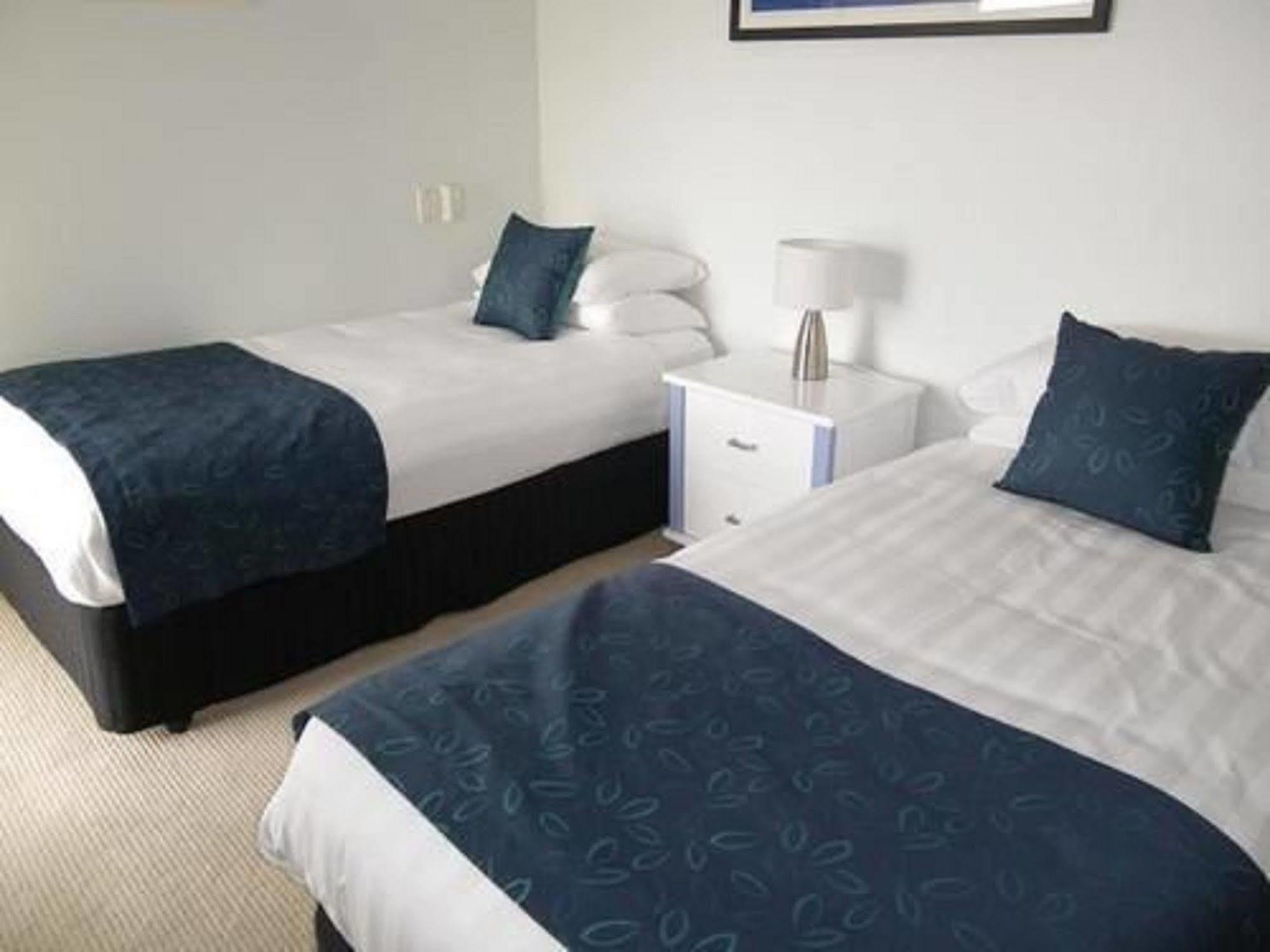Pacific Surf Absolute Beachfront Apartments Gold Coast Esterno foto
