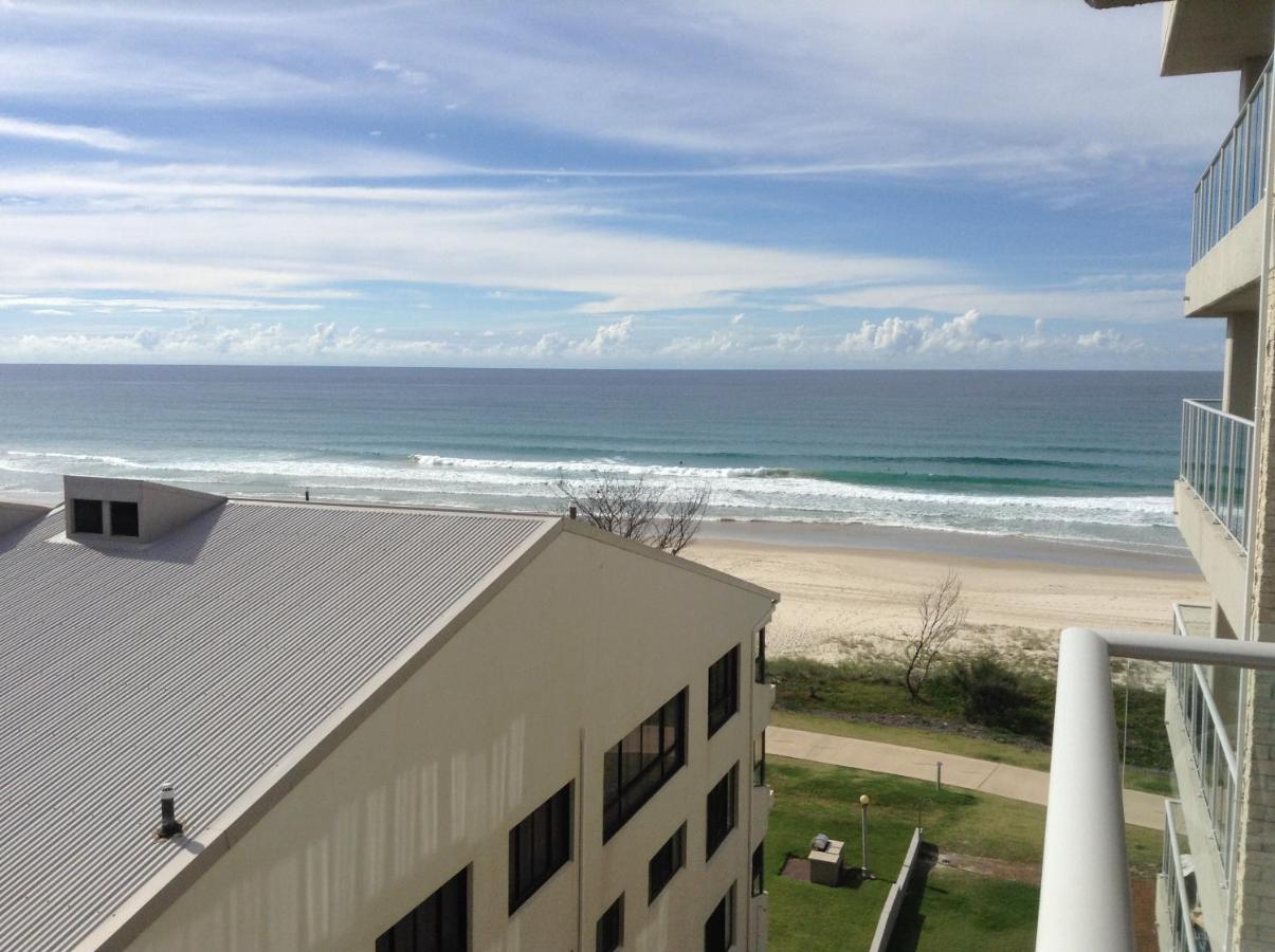 Pacific Surf Absolute Beachfront Apartments Gold Coast Esterno foto